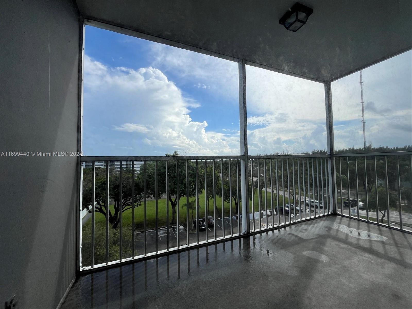 ELLINGTON AT COUNTY LINE - Residential Lease