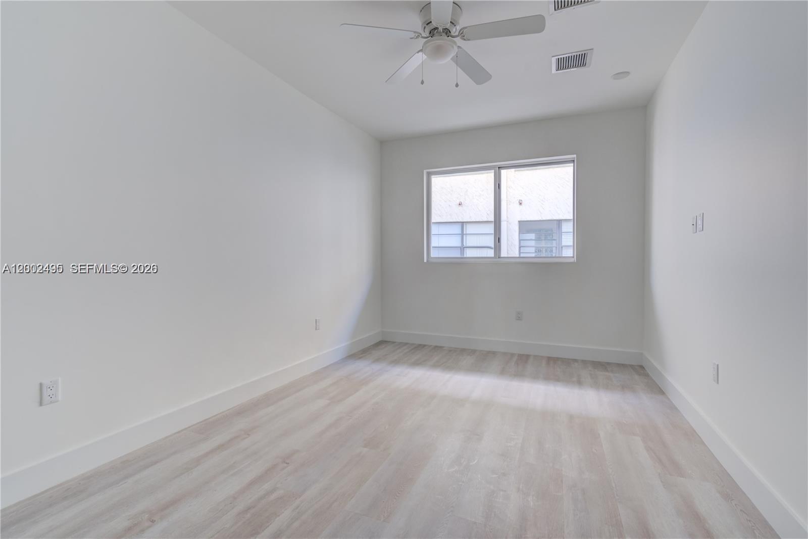 LENOX MANOR - Residential Lease