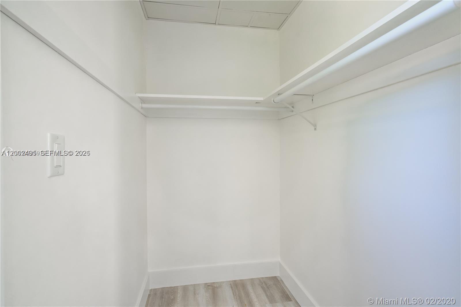 LENOX MANOR - Residential Lease