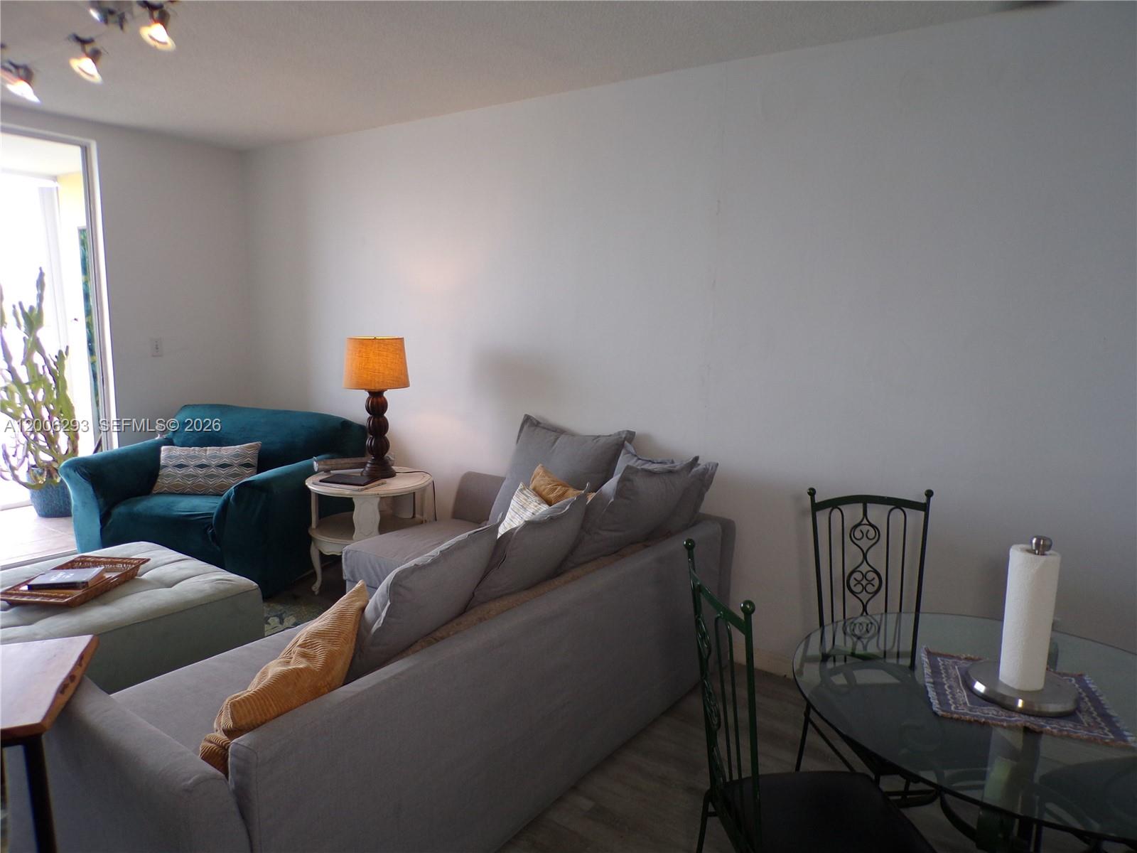 POINT EAST SEC 4 CONDO - Residential