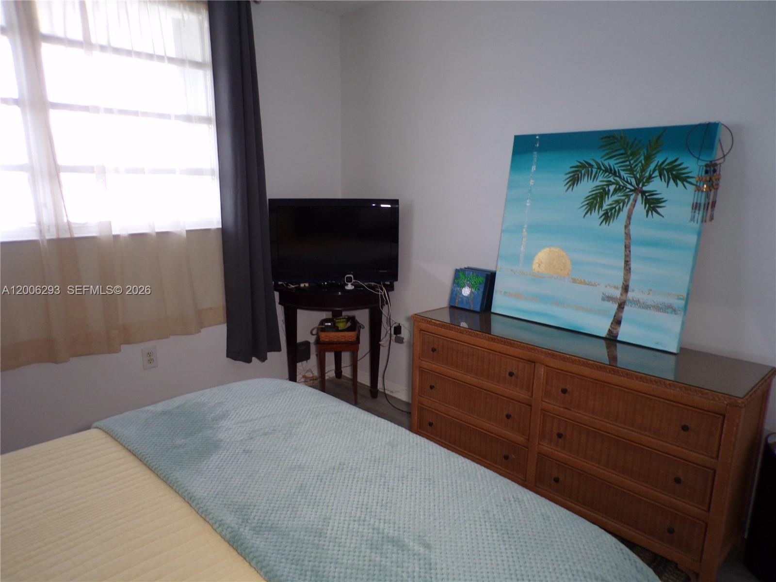 POINT EAST SEC 4 CONDO - Residential