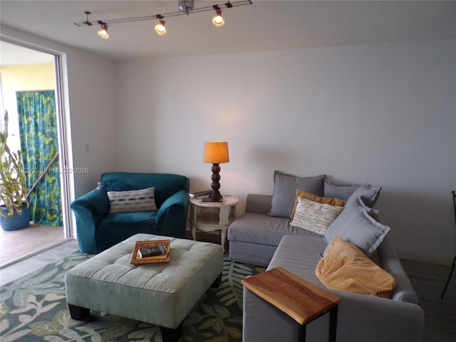 POINT EAST SEC 4 CONDO - Residential