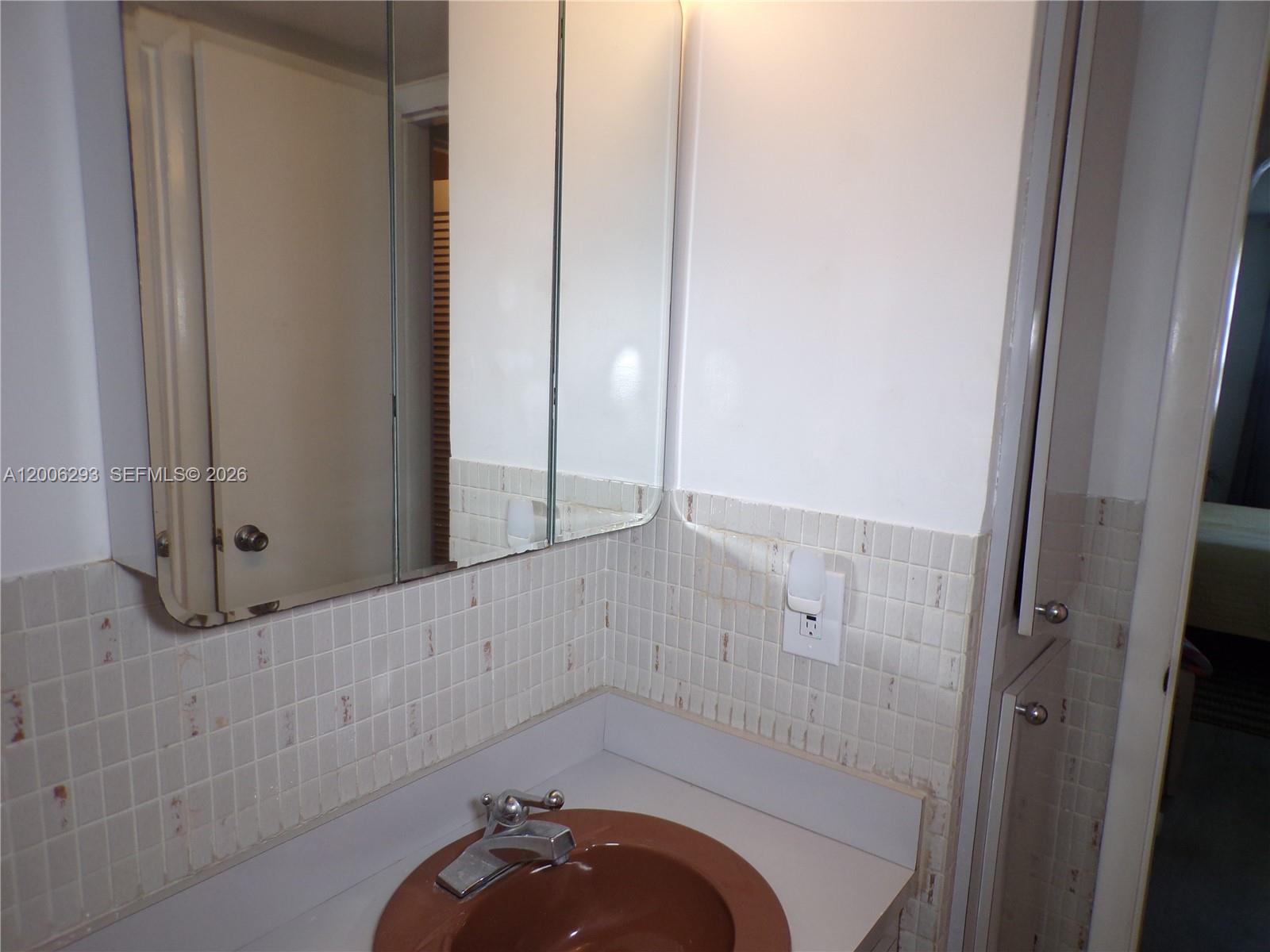 POINT EAST SEC 4 CONDO - Residential