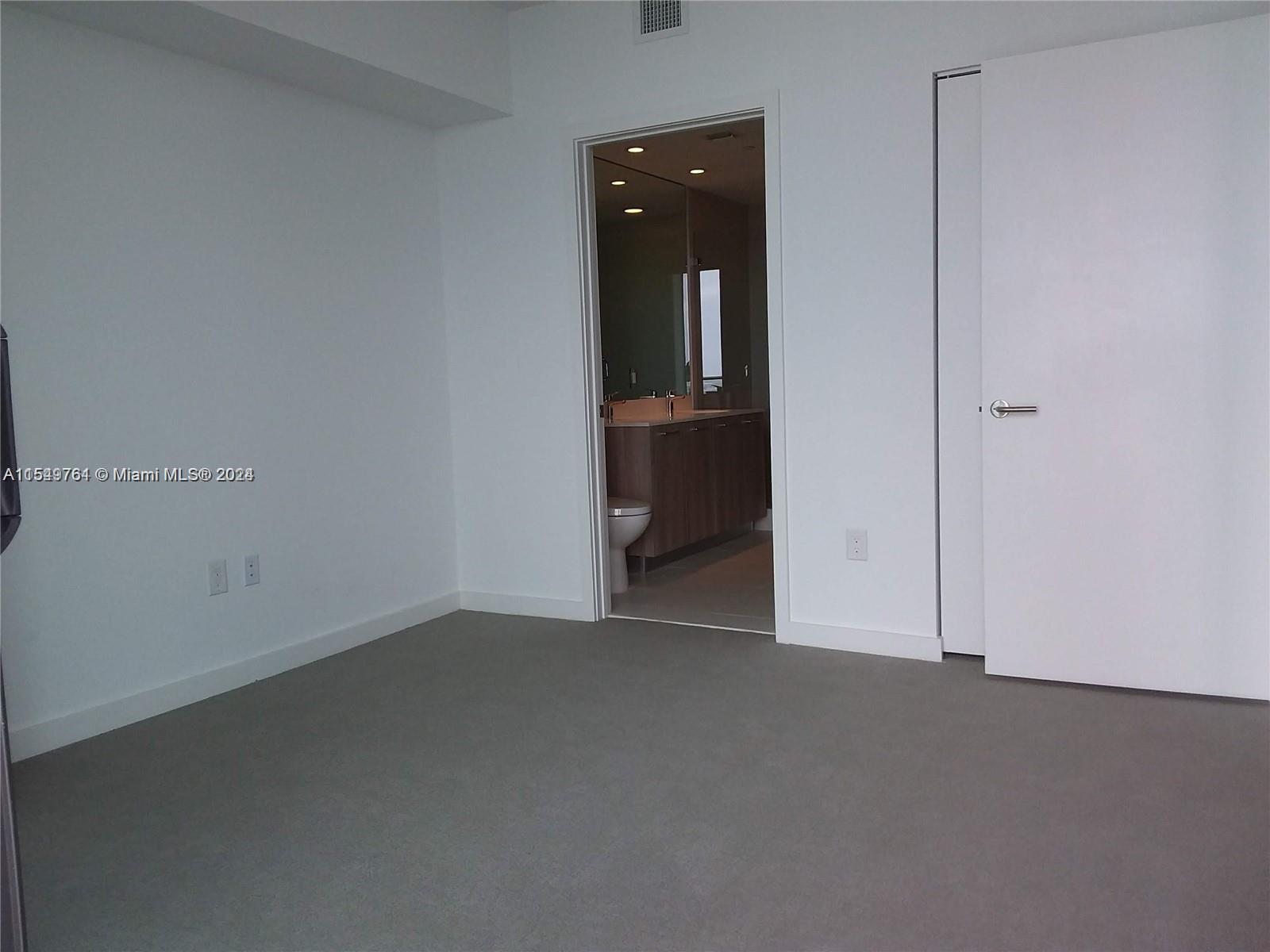 PARAISO BAYVIEWS CONDO - Residential