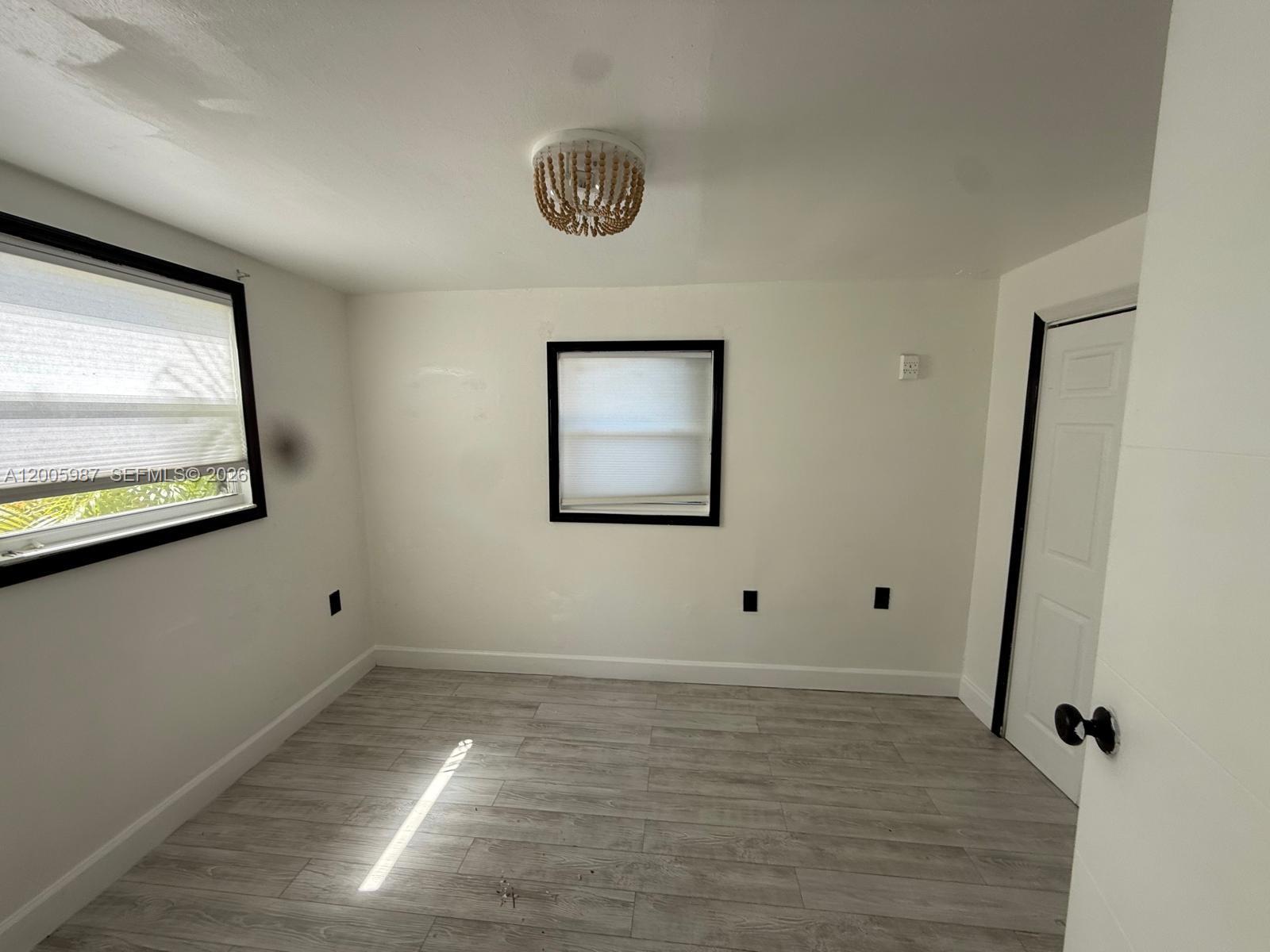 TWELFTH ST MANORS 1ST ADD - Residential Income