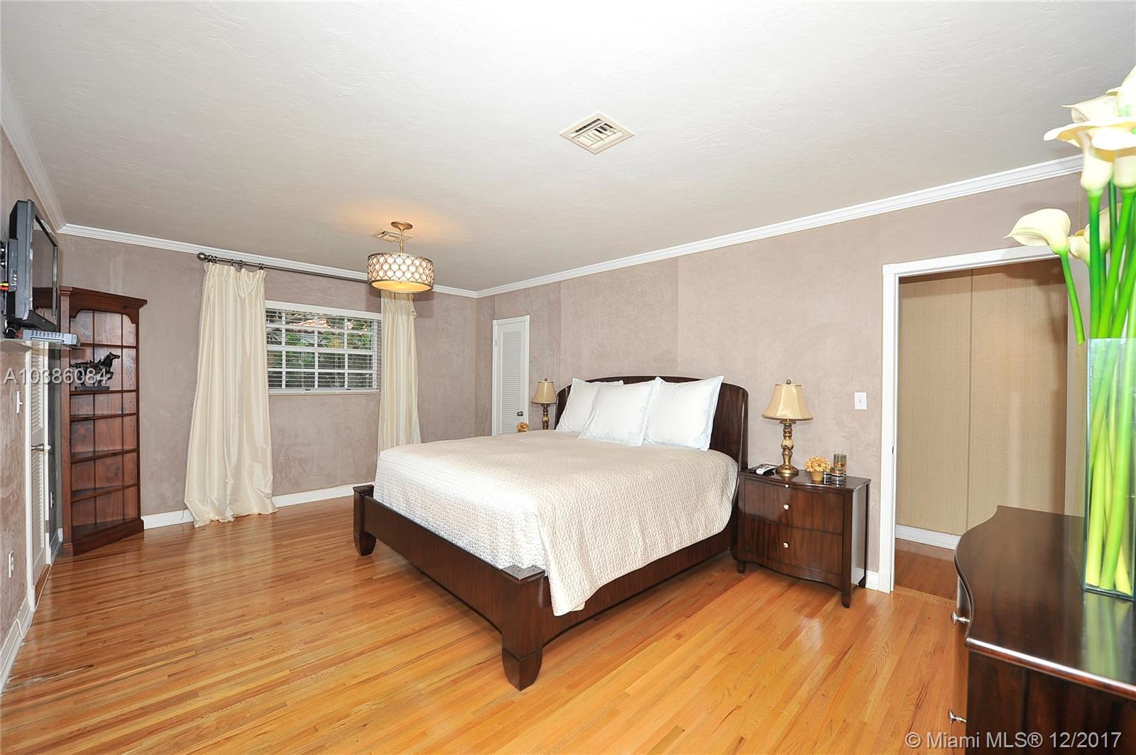 Coral Gables Riviera Sec - Residential Lease