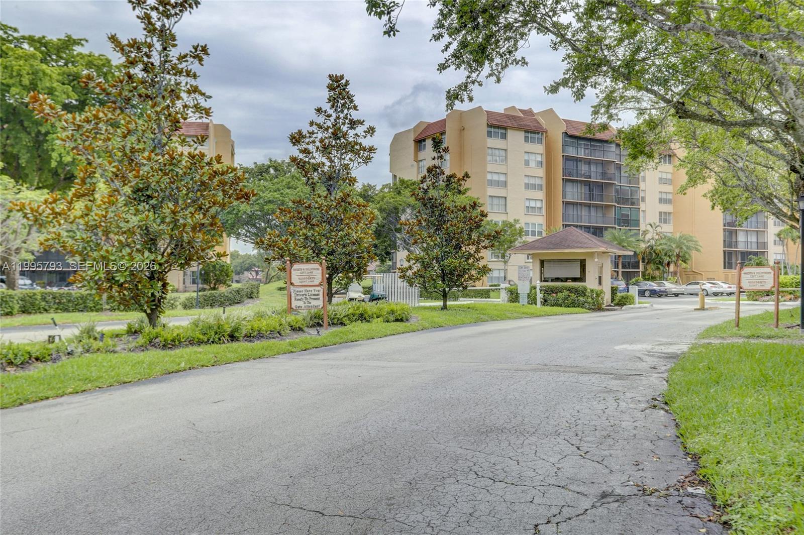 CONDOMINIUM 6 OF ENVIRON - Residential