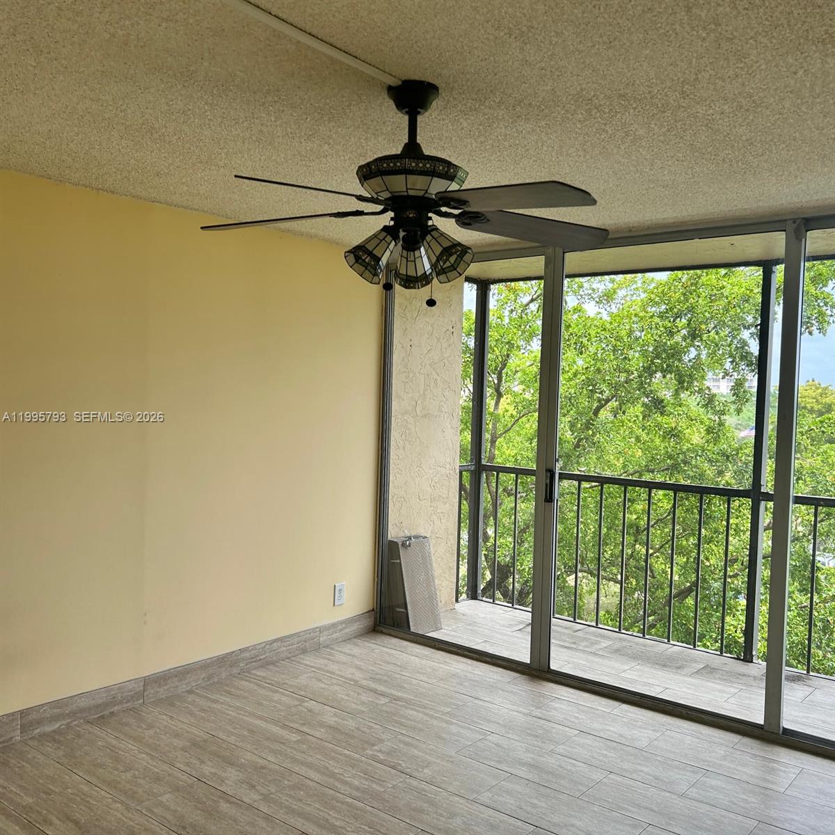 CONDOMINIUM 6 OF ENVIRON - Residential