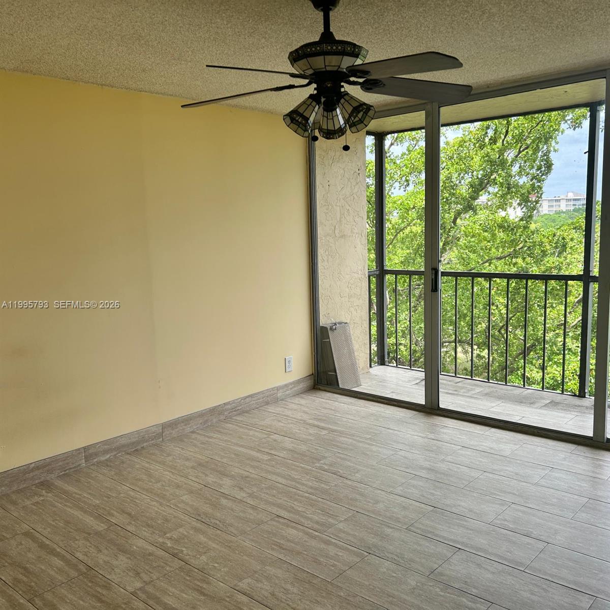 CONDOMINIUM 6 OF ENVIRON - Residential