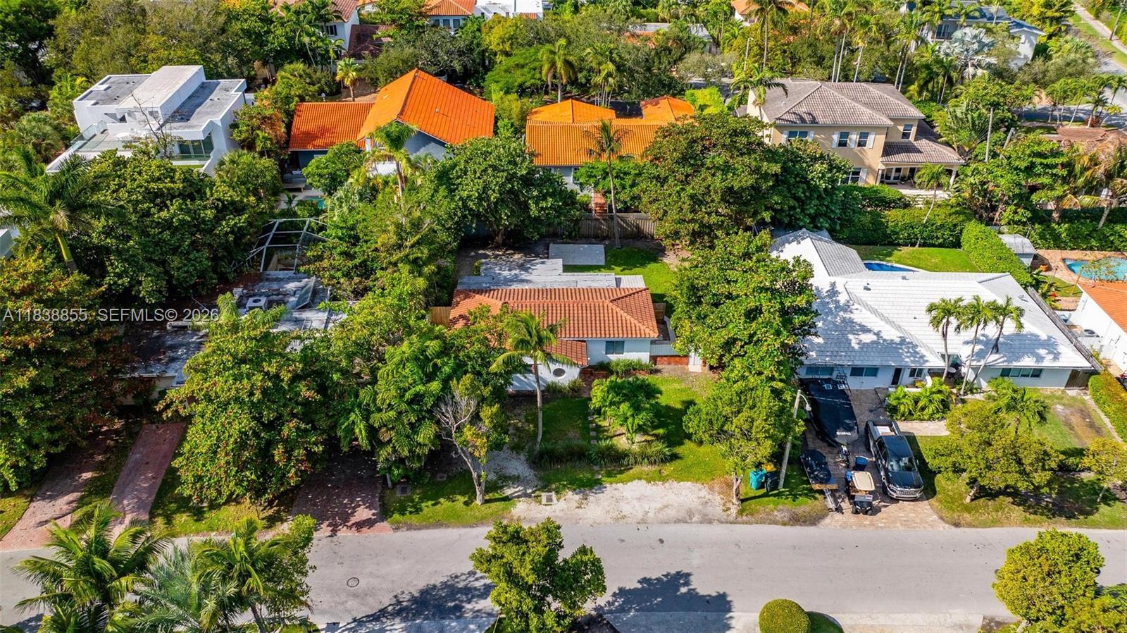 BISCAYNE KEY ESTATES - Residential