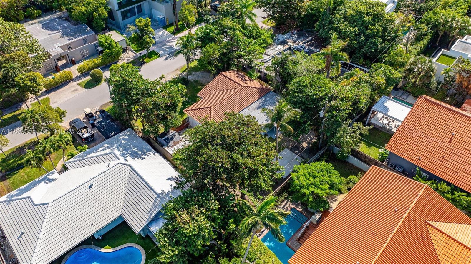 BISCAYNE KEY ESTATES - Residential