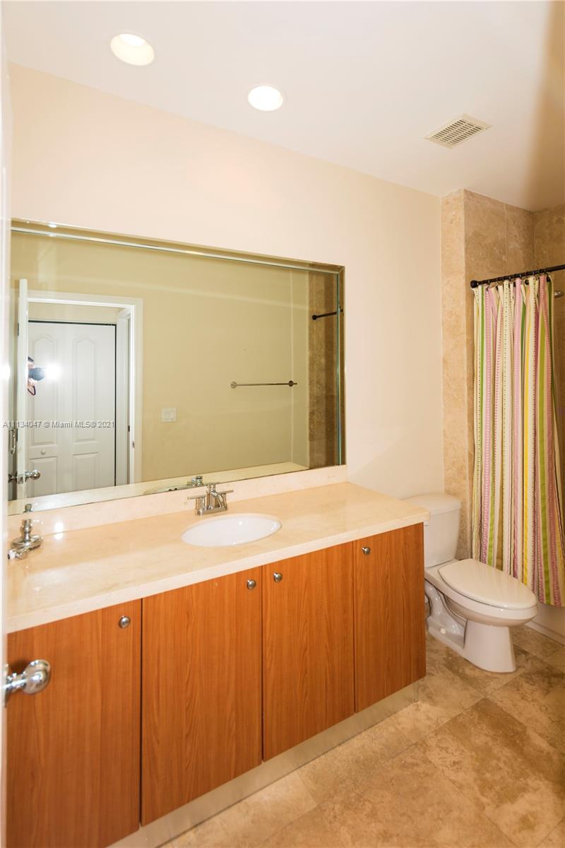 3060 OHIO STREET CONDO - Residential Lease