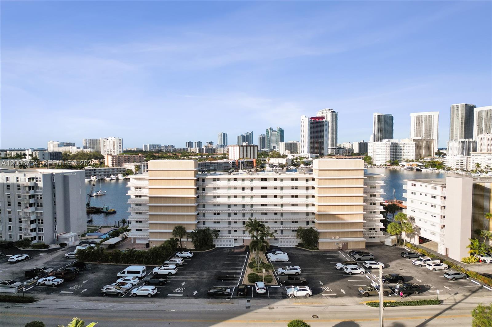 PARADISE TOWERS CO-OP - Residential
