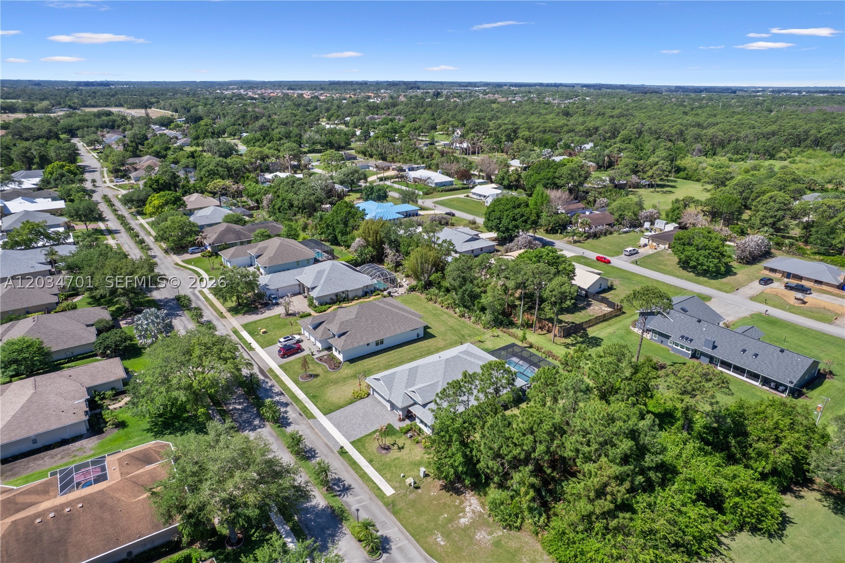 CRYSTAL FALLS OF VERO - Residential