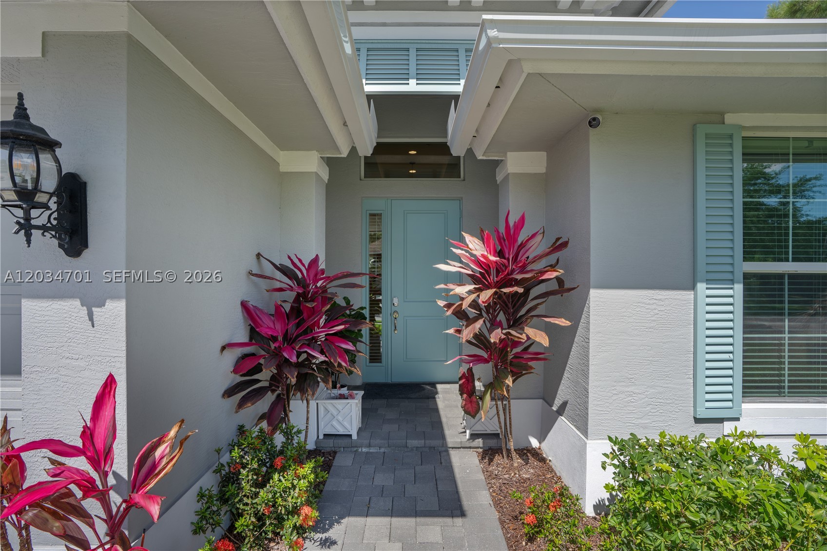 CRYSTAL FALLS OF VERO - Residential