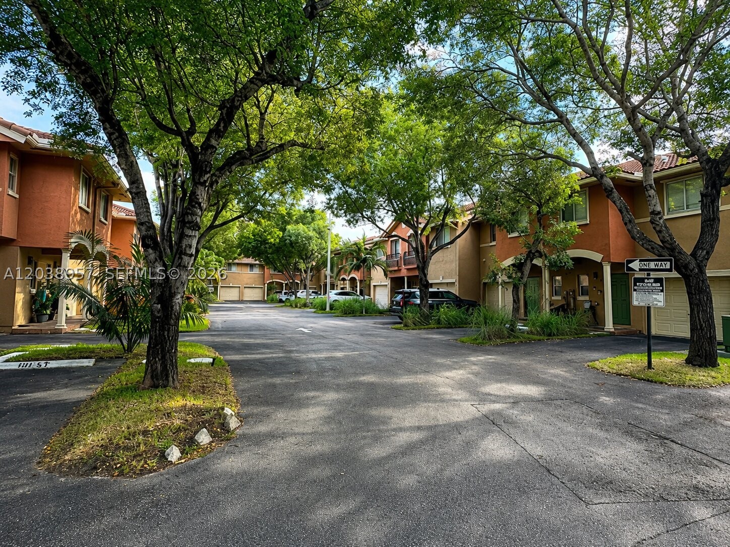 Bella Villagio - Residential