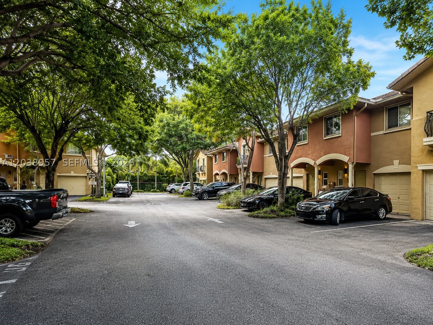 Bella Villagio - Residential