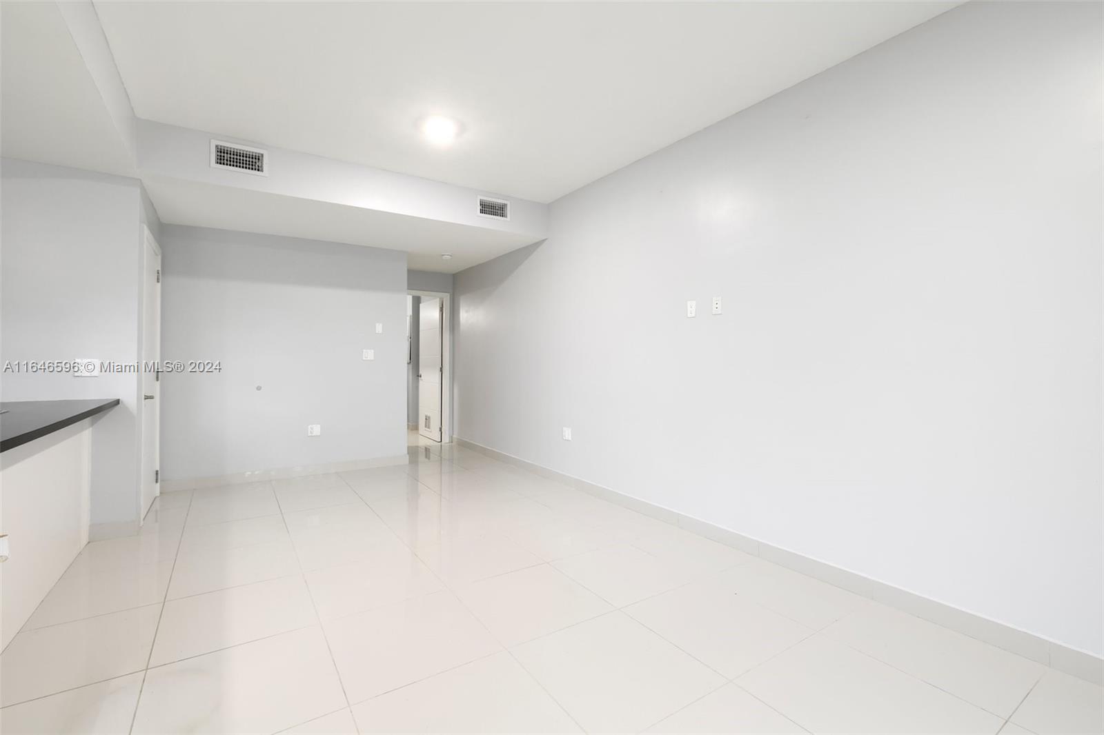 PARADISE GARDENS - Residential Lease