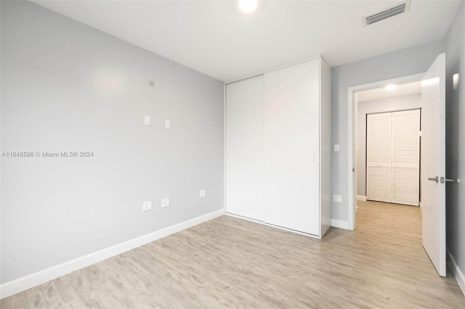 PARADISE GARDENS - Residential Lease