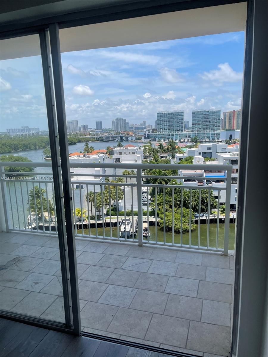 COASTAL TOWERS CONDO - Residential Lease