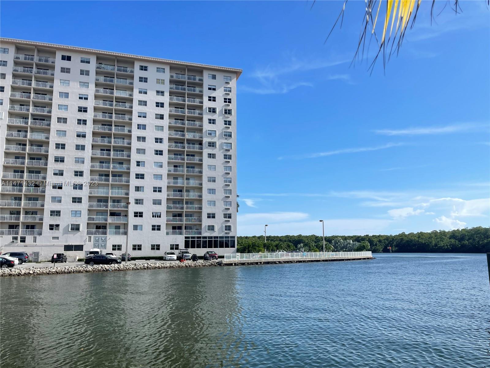 COASTAL TOWERS CONDO - Residential Lease