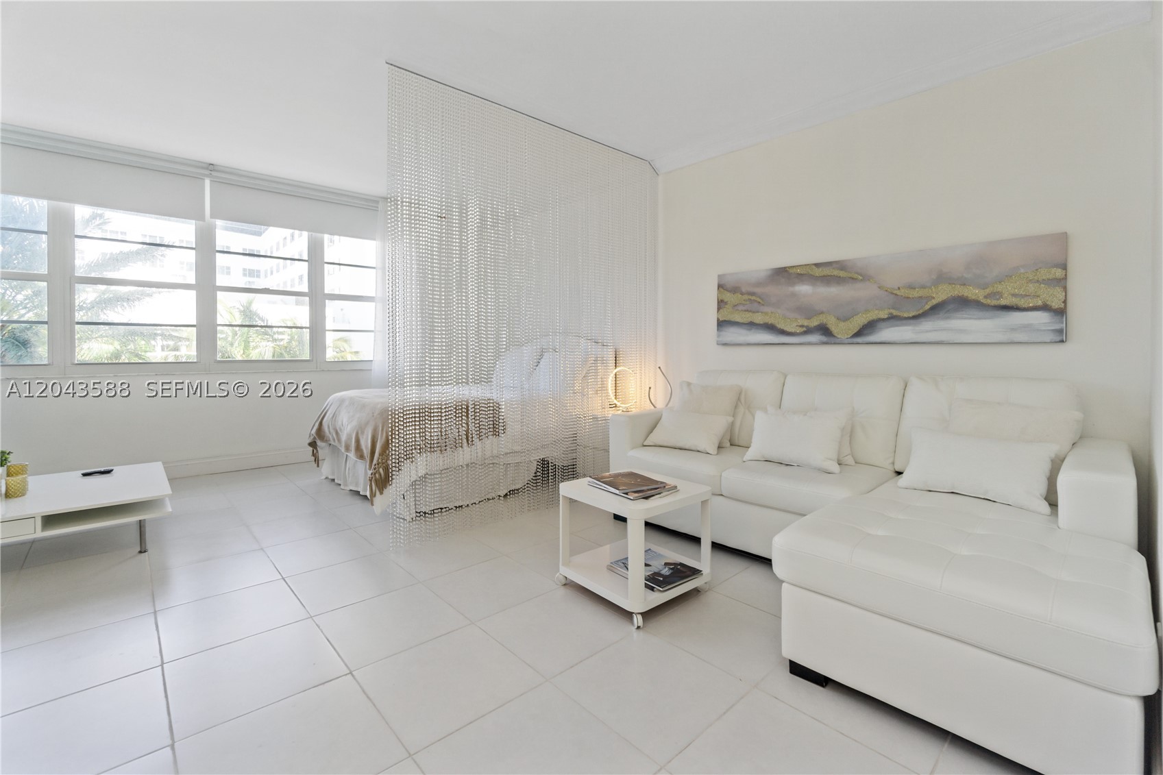 THE DECOPLAGE CONDO - Residential