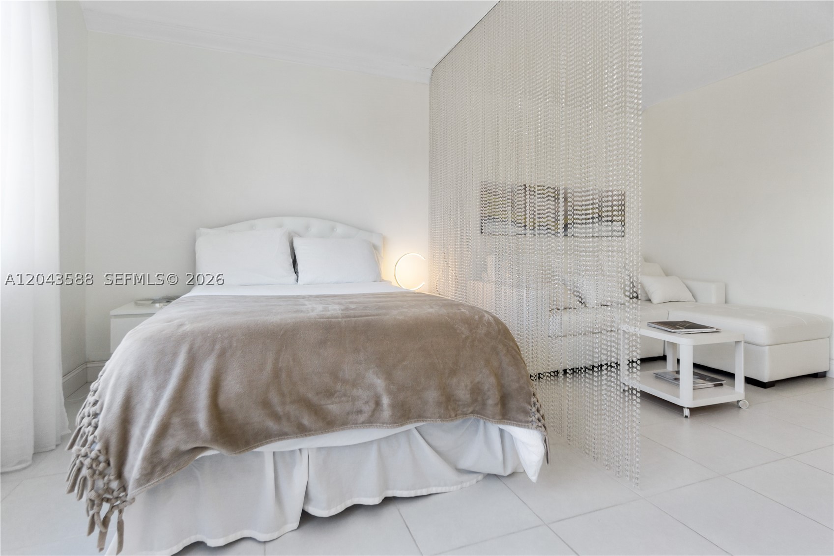 THE DECOPLAGE CONDO - Residential