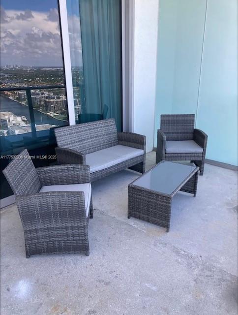 4111 SOUTH OCEAN DRIVE CO - Residential