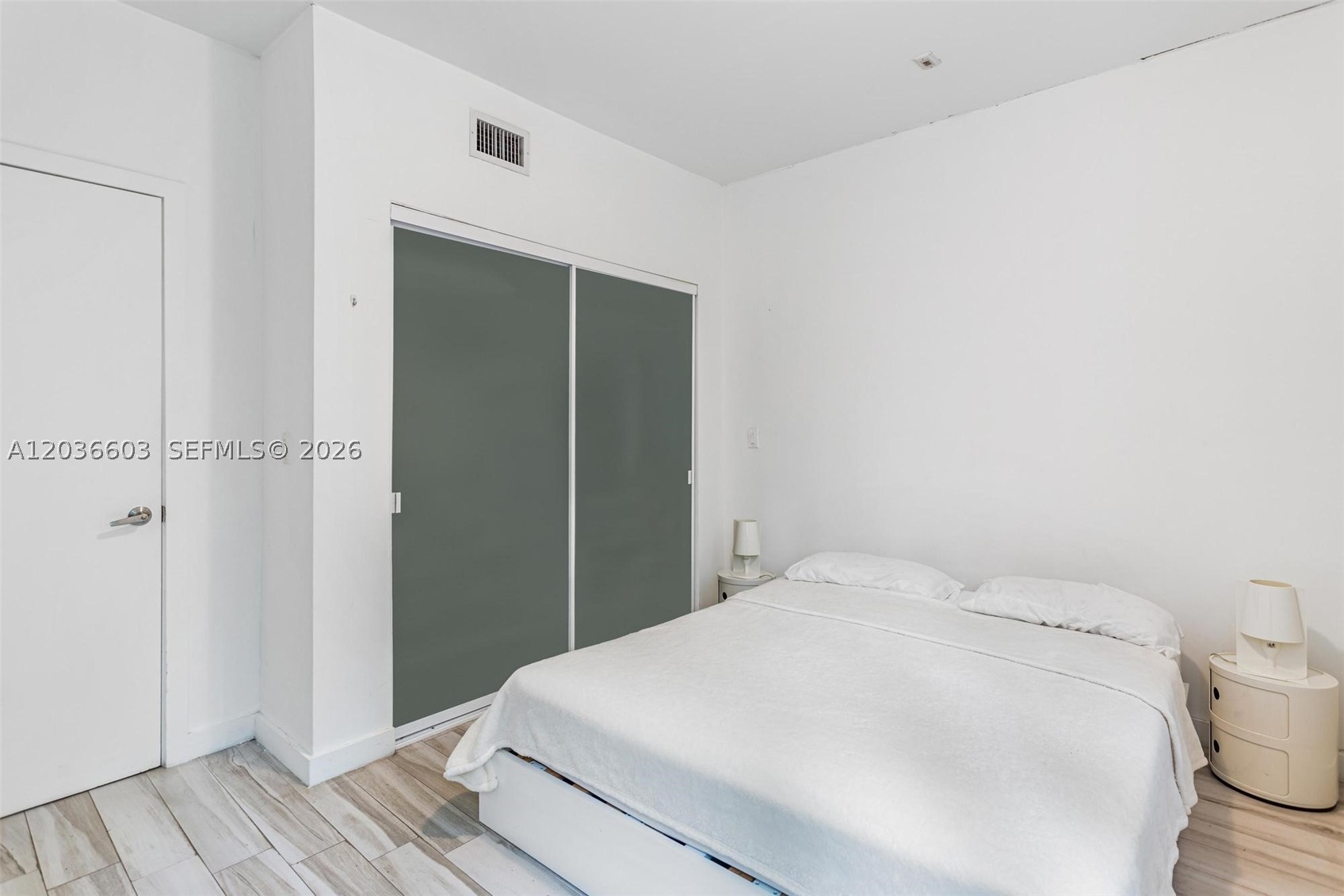 LINCOLN SUB - Residential Lease