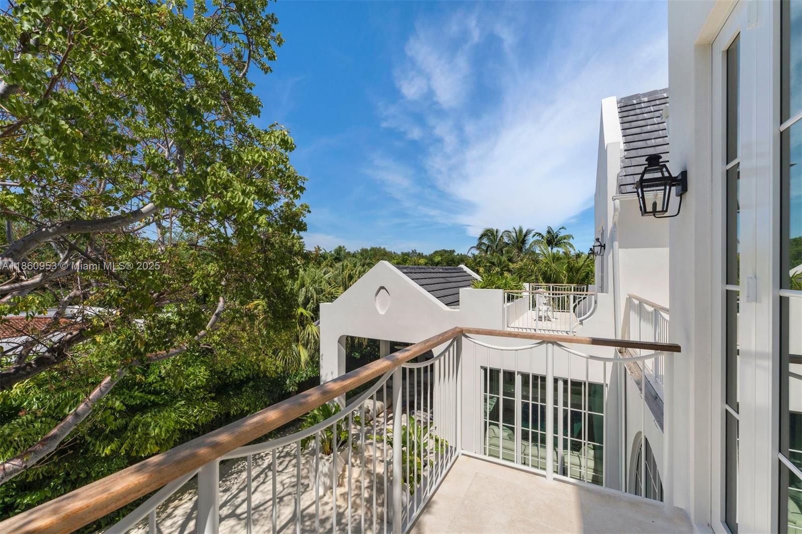 TROPICAL ISLE HOMES SUB 4 - Residential