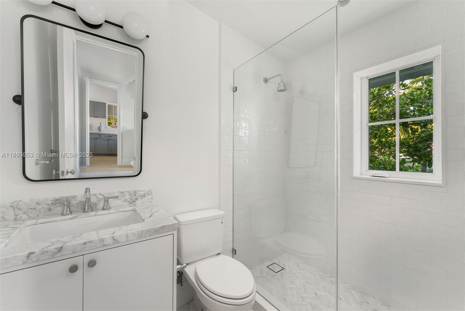 TROPICAL ISLE HOMES SUB 4 - Residential