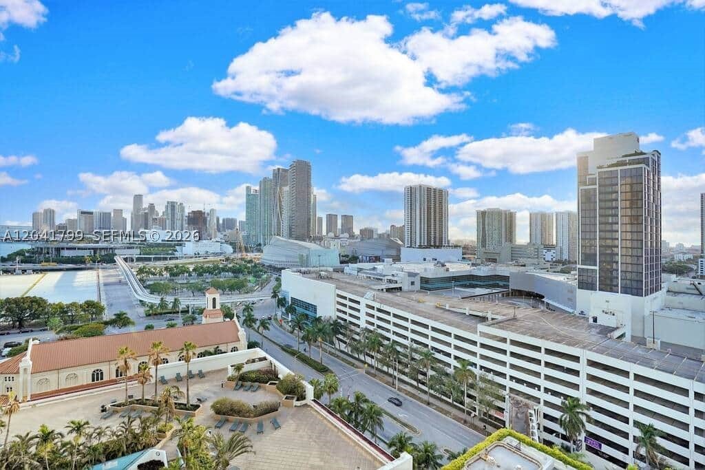 VENETIA CONDO - Residential