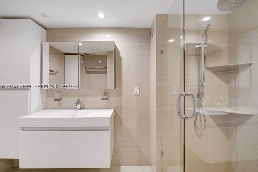 VENETIA CONDO - Residential