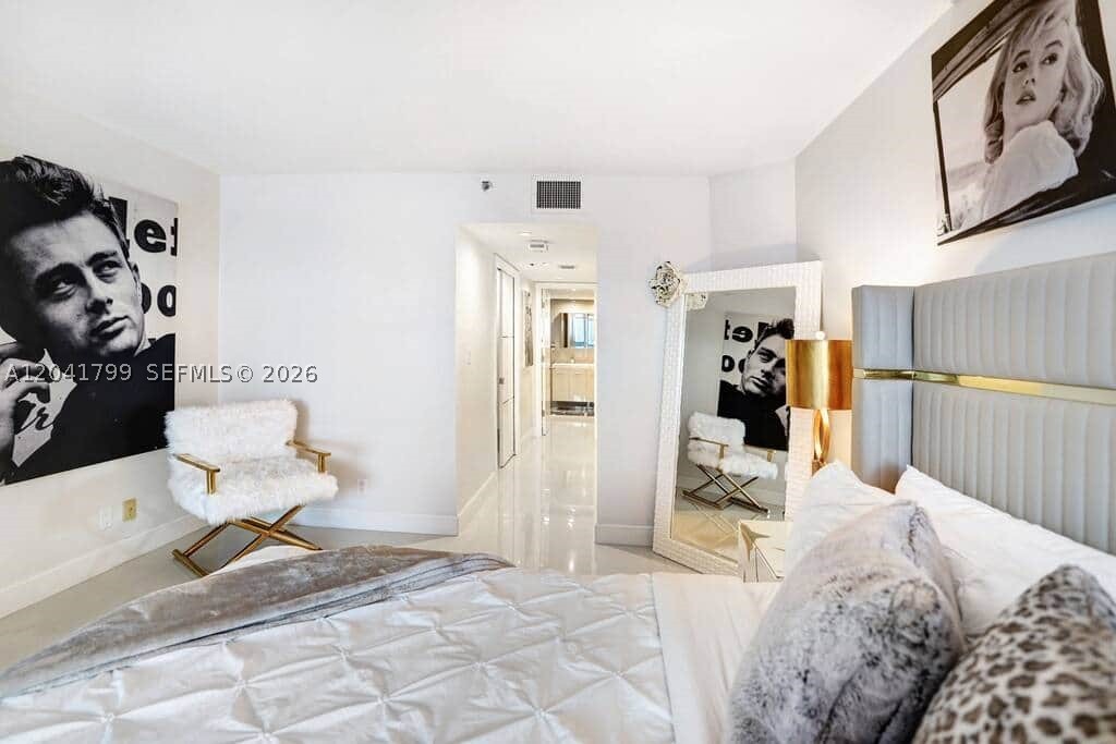 VENETIA CONDO - Residential