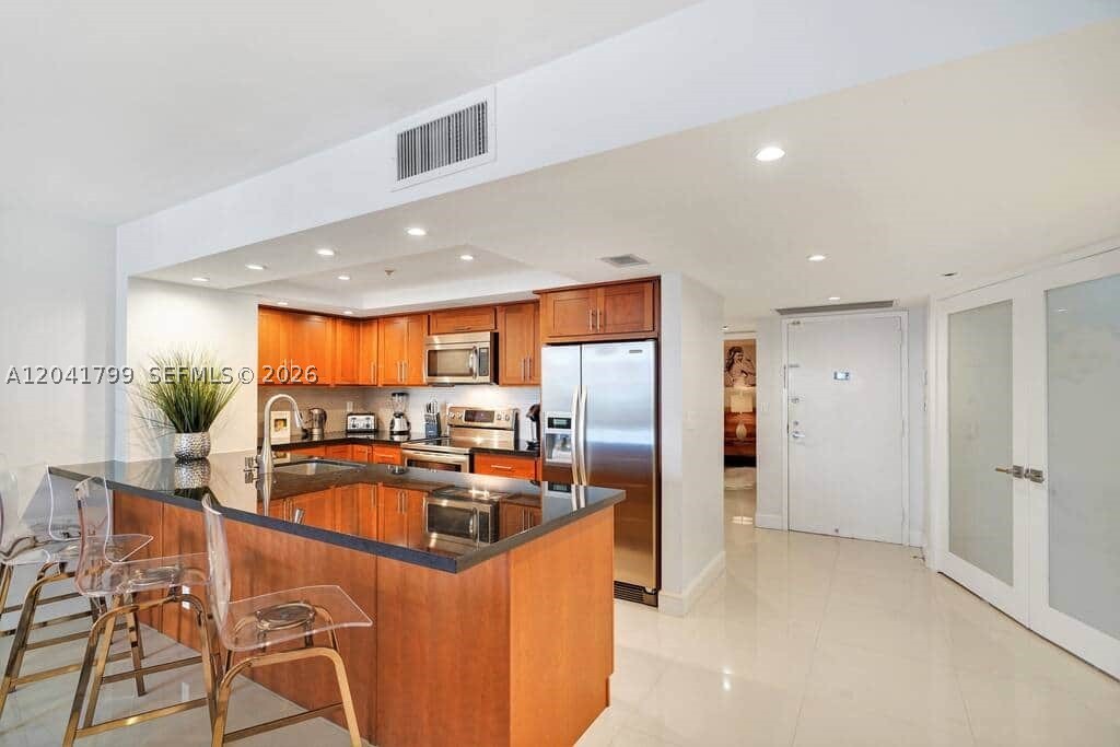 VENETIA CONDO - Residential