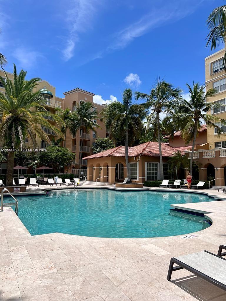 Excellent Investment Opportunity! Prime location with fast approval! This captivating 1 bed / 1 bath unit comes fully furnished and includes an in-unit washer and dryer. Located in a gated community in the heart of Aventura, close to Aventura Mall and on the Aventura golf course. The community offers fantastic amenities: a gym, bike storage, jacuzzi, BBQ area, pool, tennis court, and children’s playground. Just 5 minutes from the ocean, with excellent schools nearby. Short-term rentals allowed!