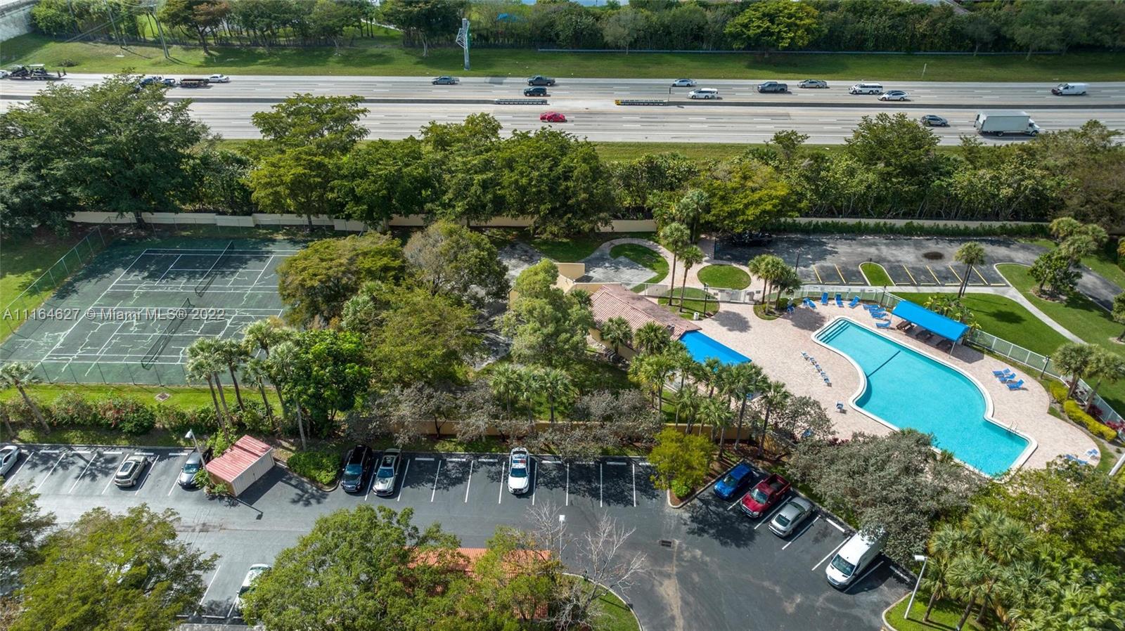 COQUINA LAKES - Residential
