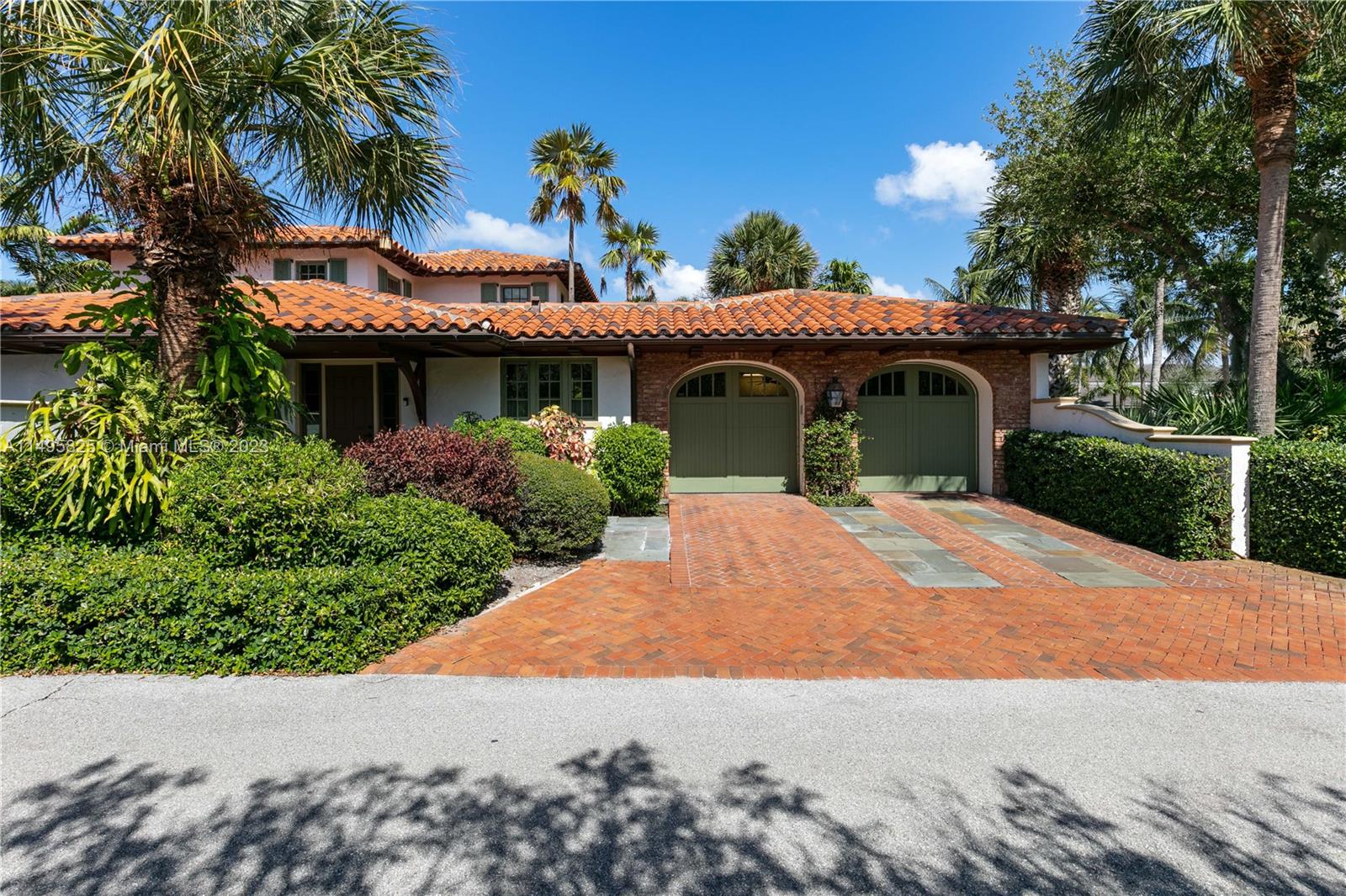 LAKEWOOD - Residential