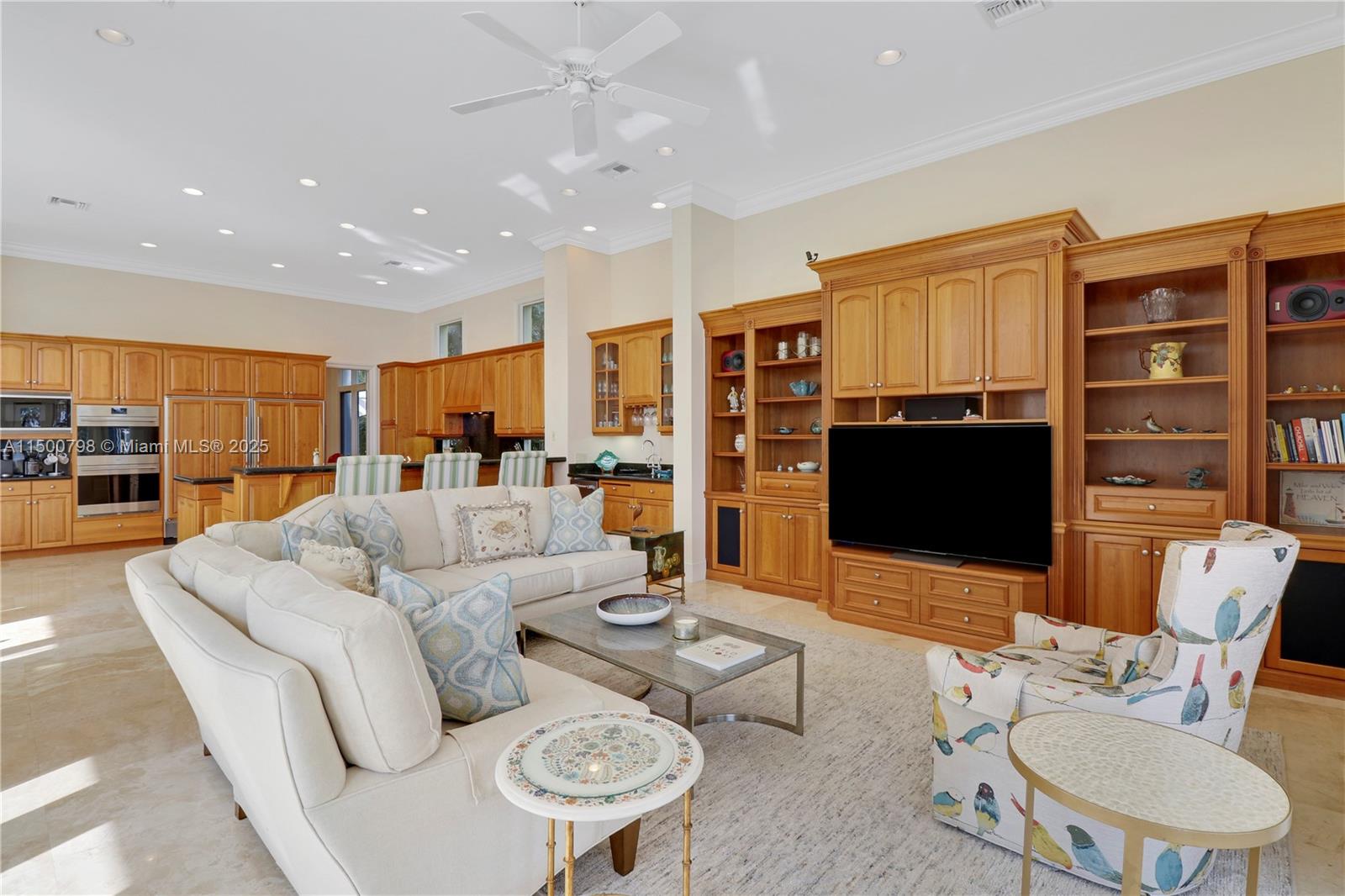 INDIAN HILLS - Residential