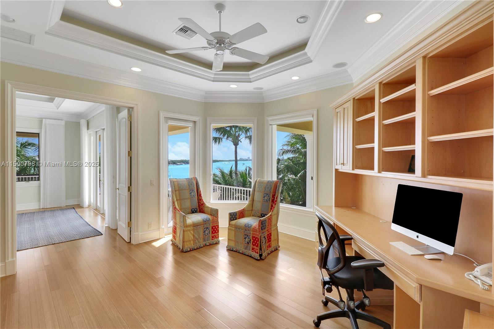 INDIAN HILLS - Residential