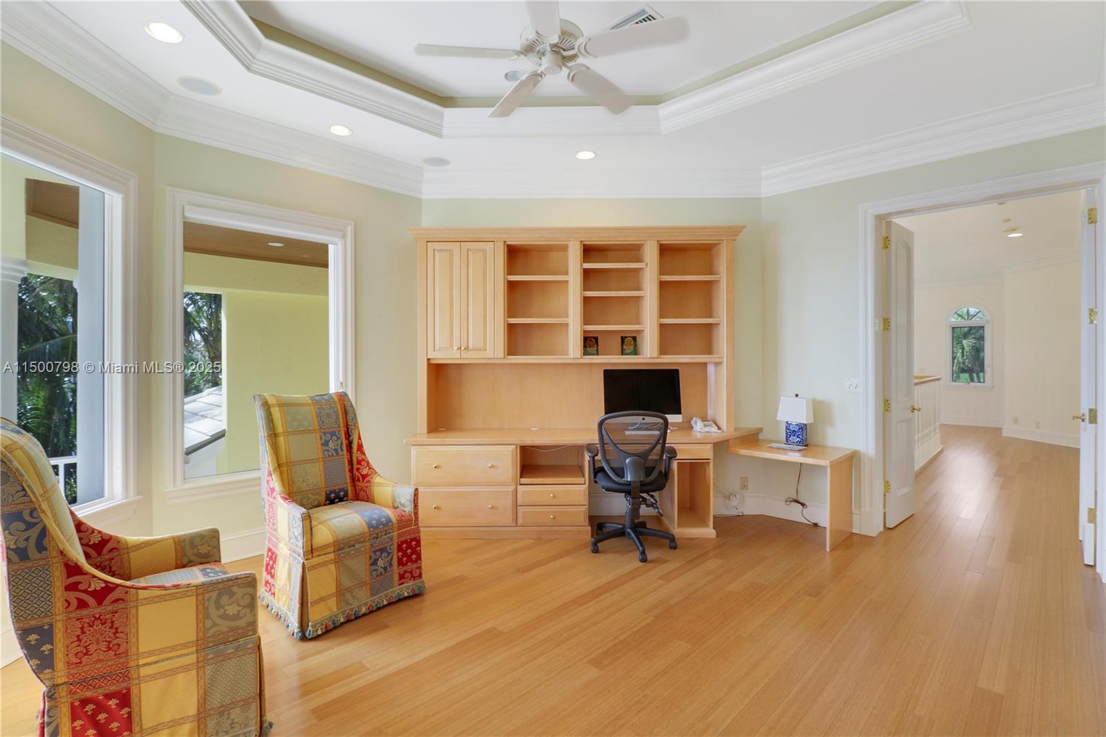INDIAN HILLS - Residential