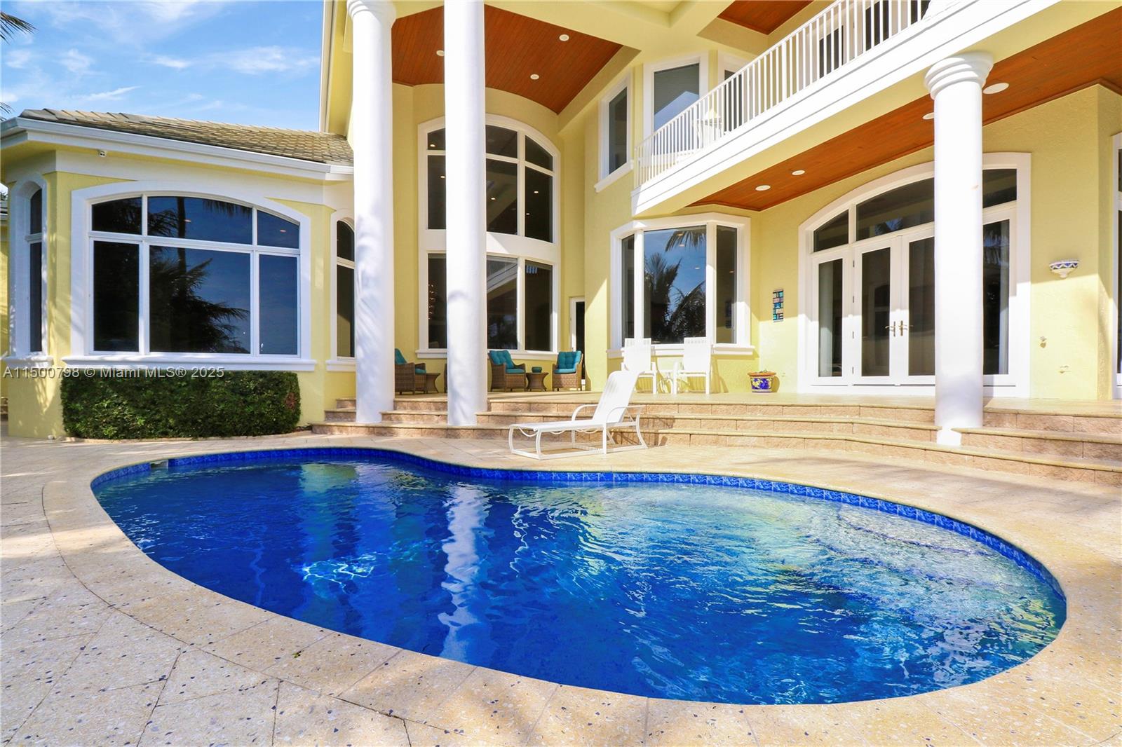 INDIAN HILLS - Residential