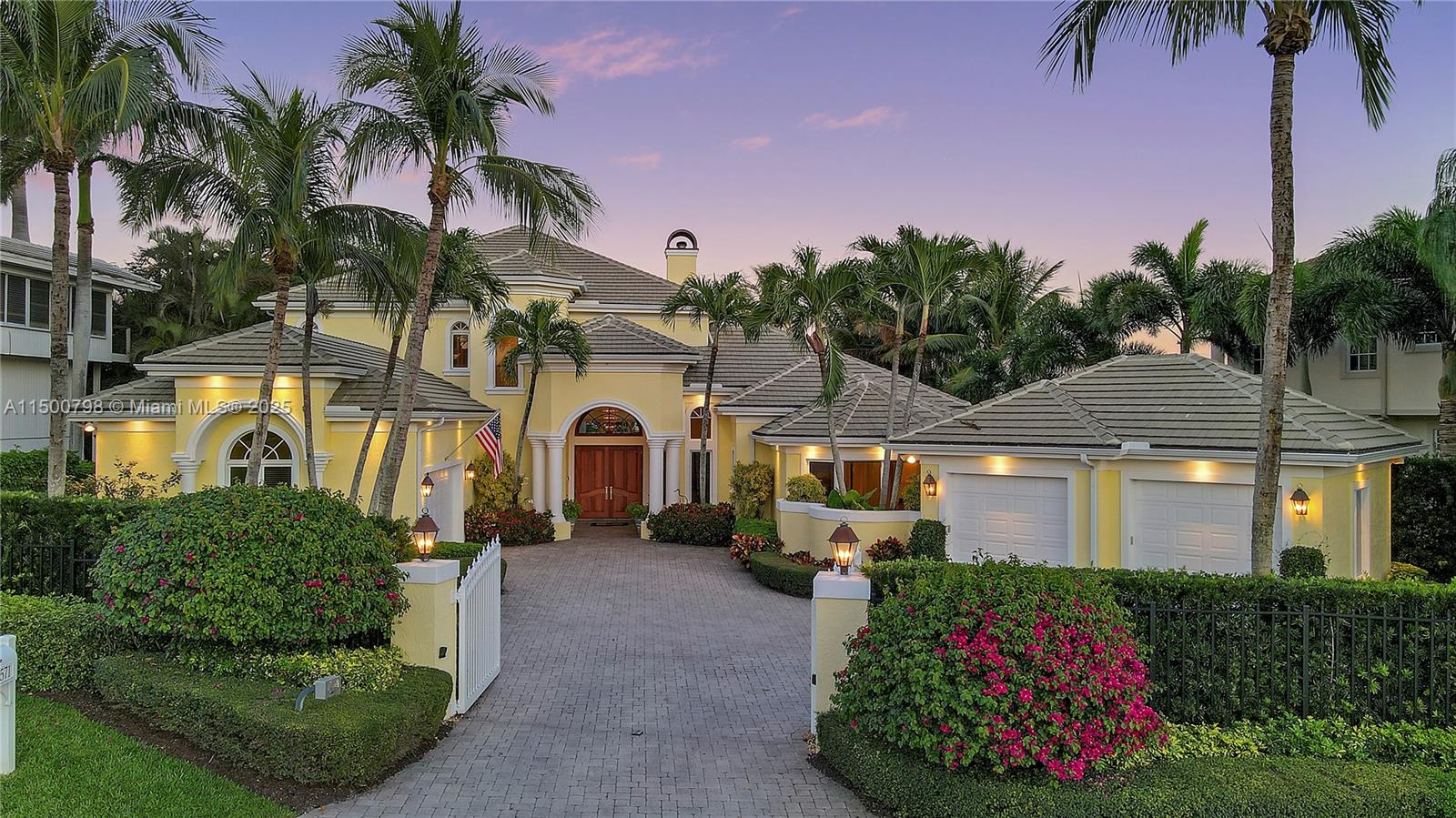 INDIAN HILLS - Residential