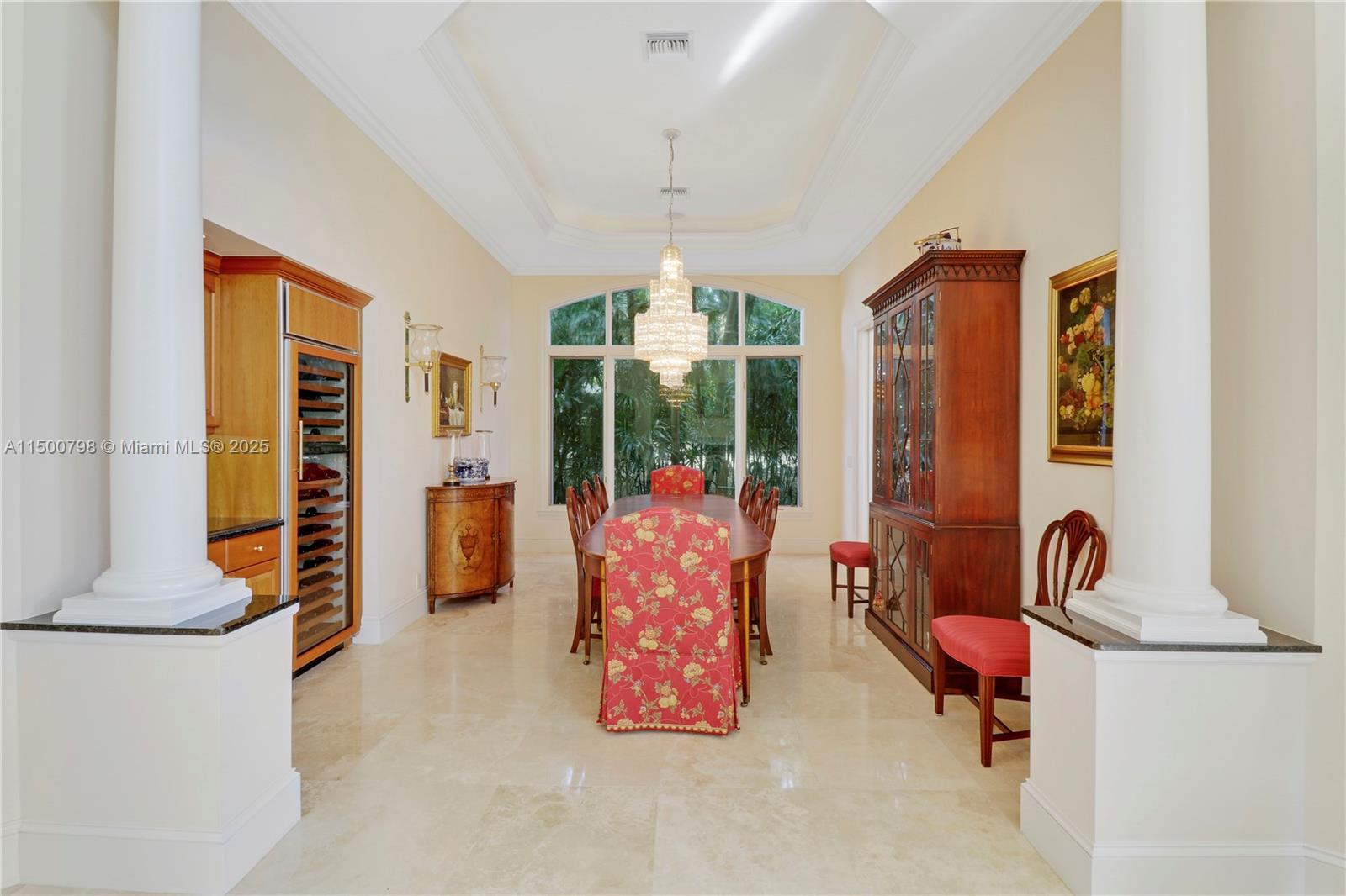 INDIAN HILLS - Residential