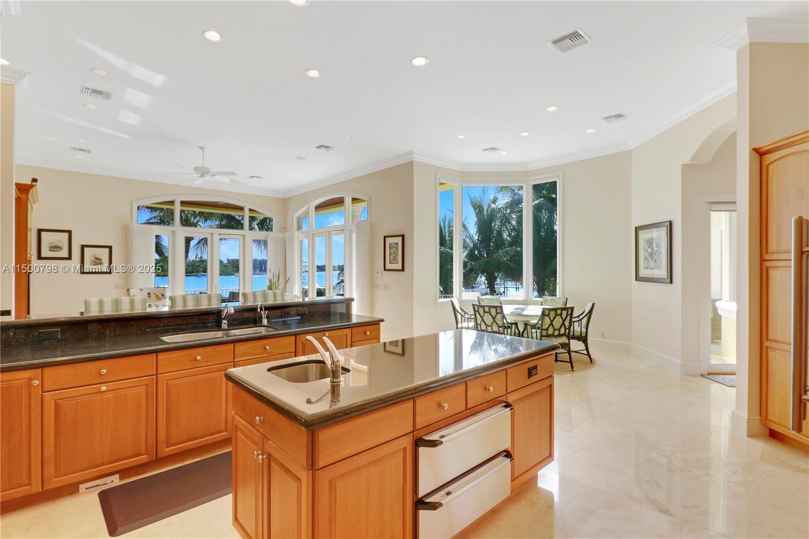INDIAN HILLS - Residential