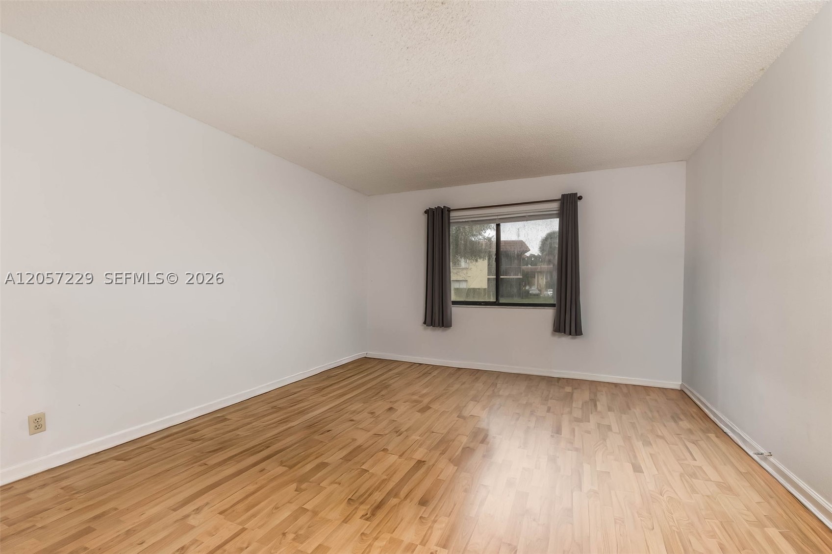 RACQUET CLUB APARTMENTS A - Residential