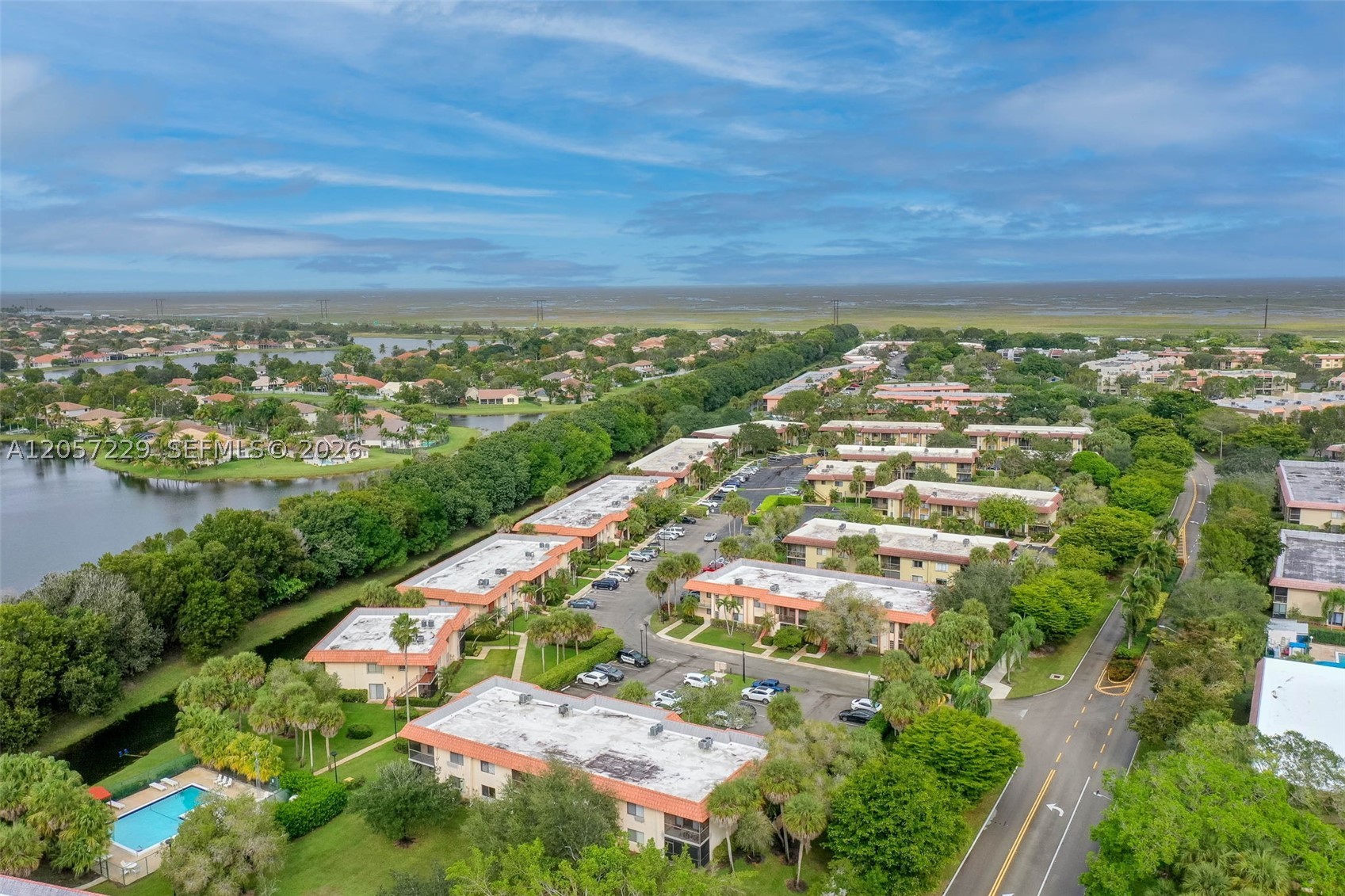RACQUET CLUB APARTMENTS A - Residential