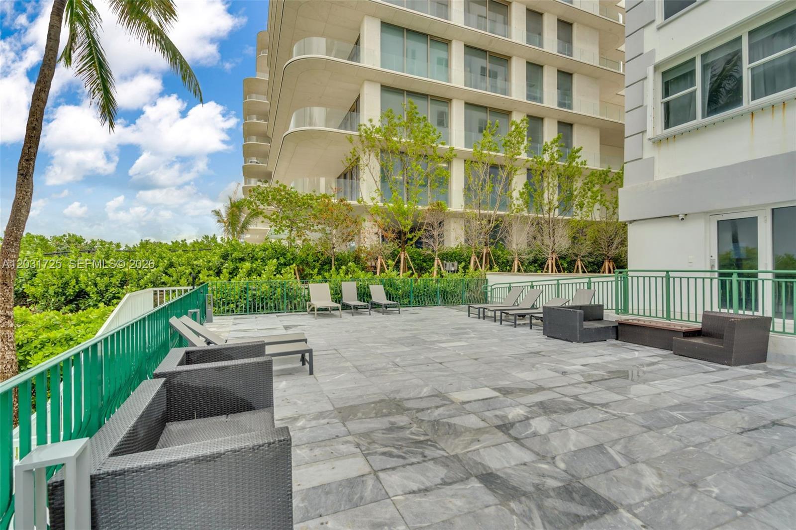 CARLISLE ON THE OCEAN CON - Residential Lease
