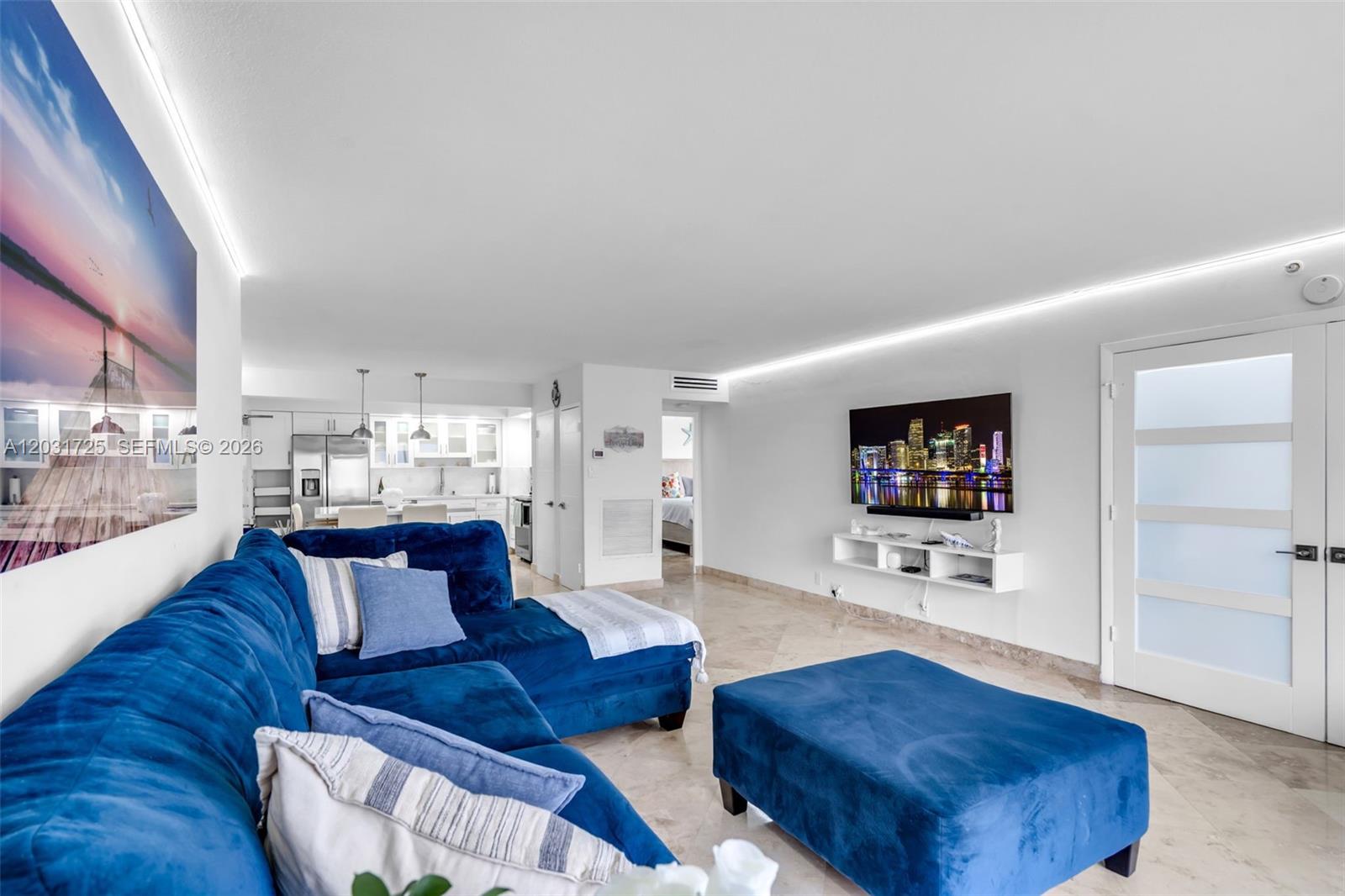 CARLISLE ON THE OCEAN CON - Residential Lease