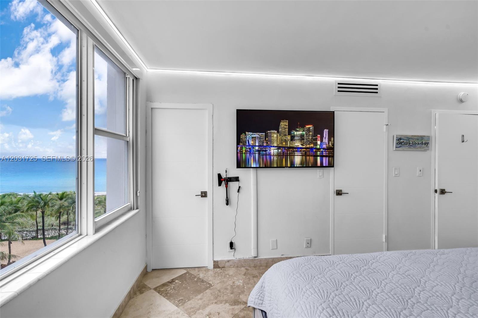 CARLISLE ON THE OCEAN CON - Residential Lease